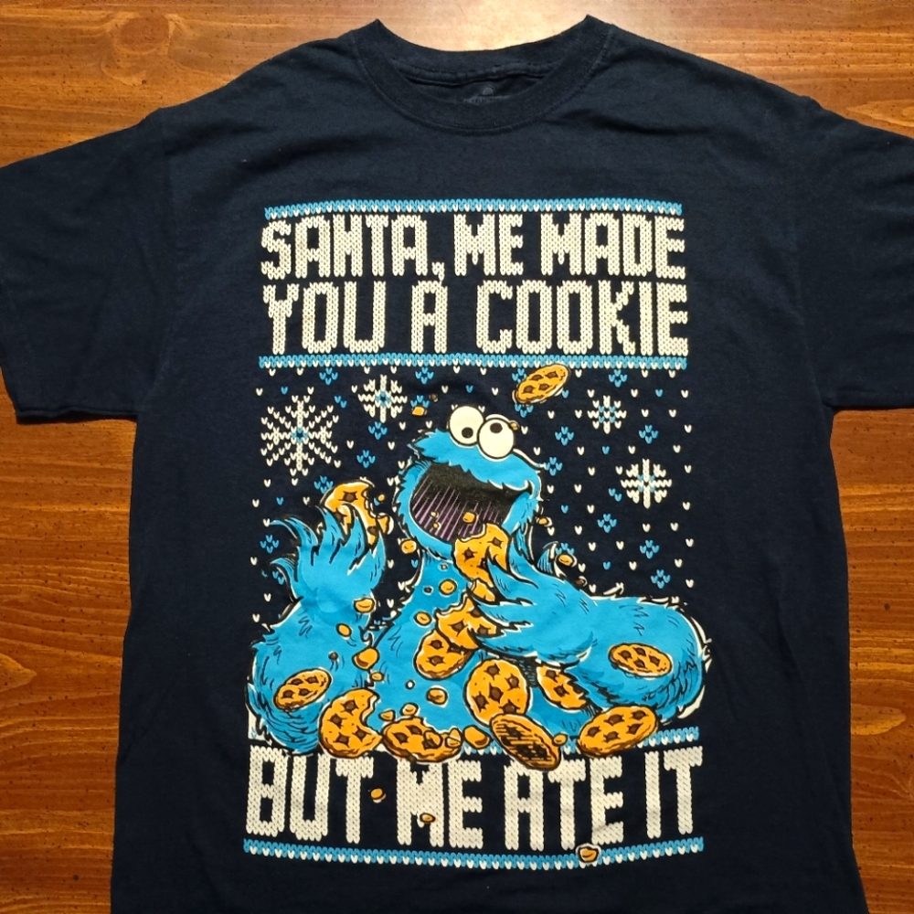 COOKIE MONSTER CHRISTMAS T-SHIRT - Medium // Sesame Street funny xmas tee shirt